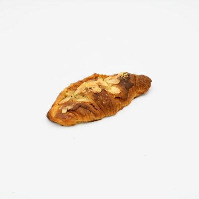 <strong>Croissant aux amandes – Une viennoiserie gourmande et fondante</strong>